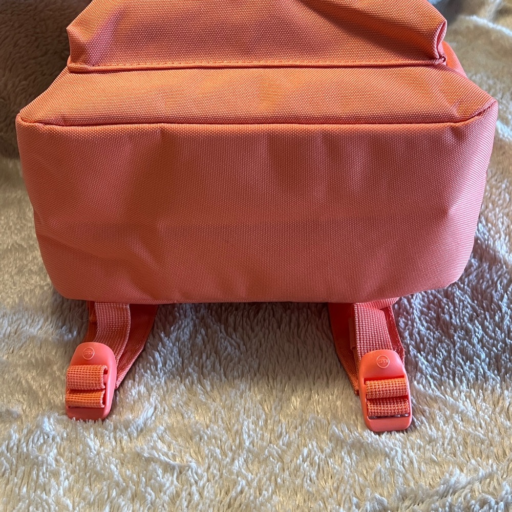 NWOT HERSCHEL SUPPLY CO 15L Grove Backpack - Picture 11 of 16